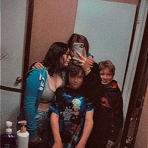 Meet your Posher, Abby